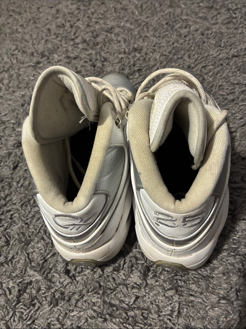 White Reebok question - Picture 4 of 8